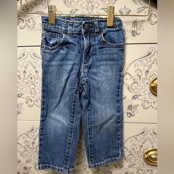 💥4/$20💥 Tommy Hilfiger Kids Boys Classic Blue Jeans Size 2T - Picture 2 of 7